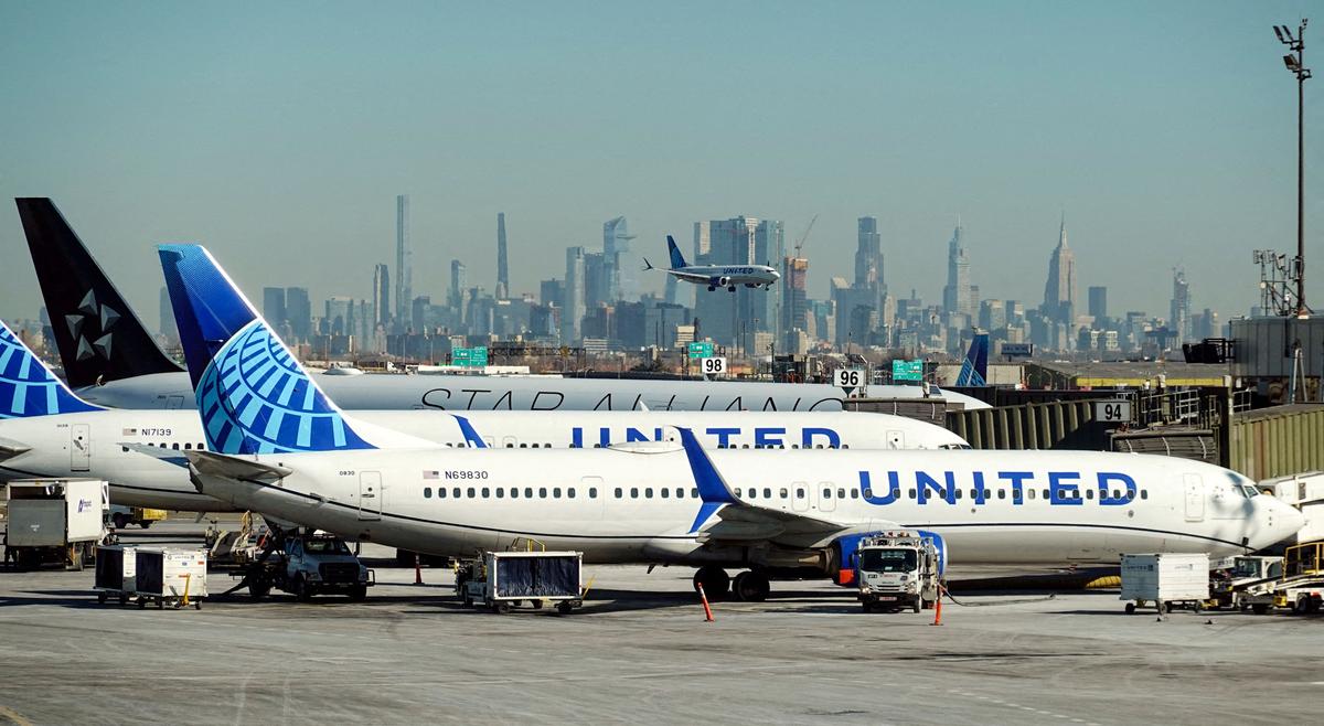 United Airlines Cancels 10 Percent of Daily Flights From Newark Amid FAA Staffing and Equipment Failures