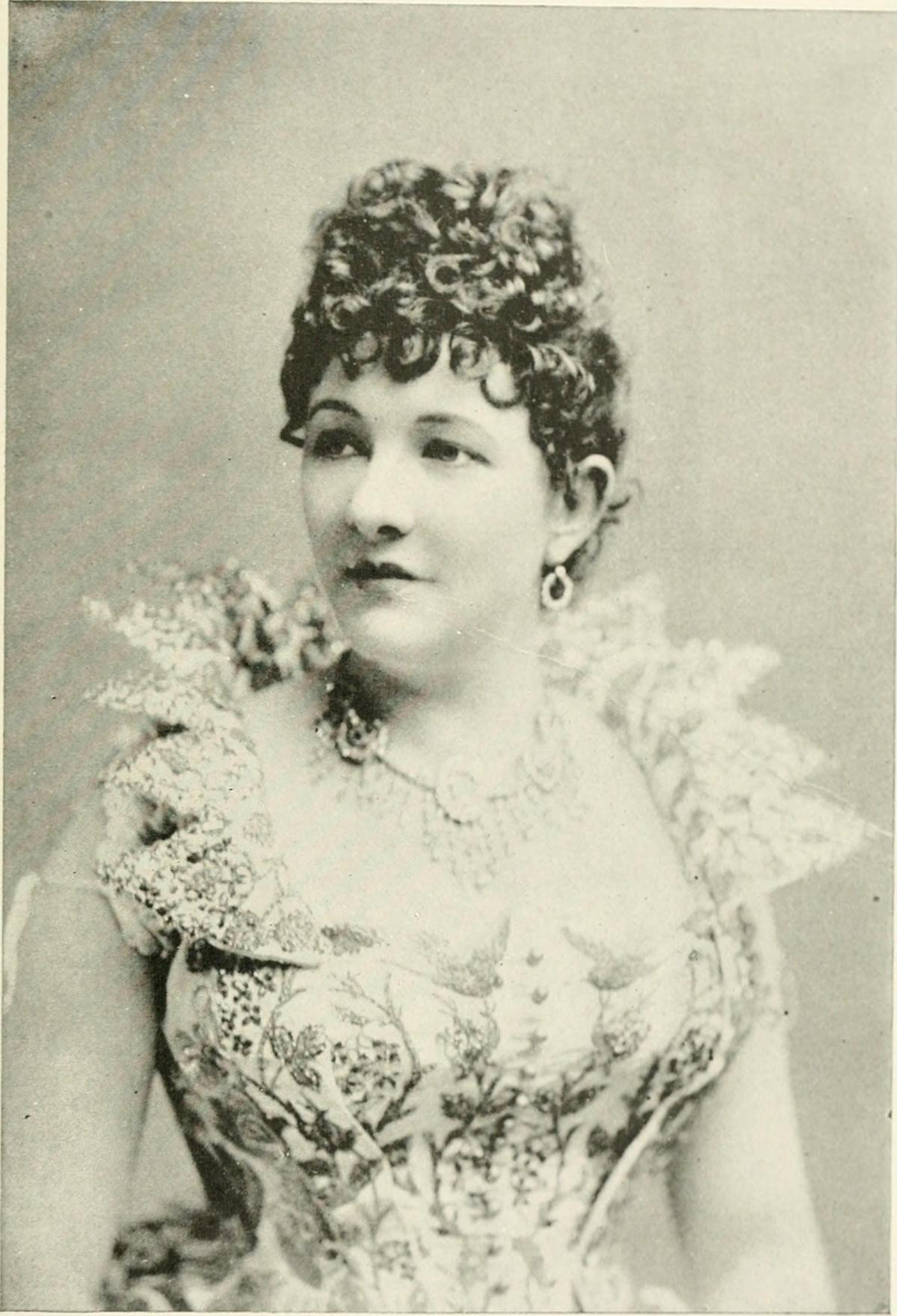 Soprano Emma Abbott appearing as the Queen of Spain in the Victor Hugo-based opera "Ruy Blas." (Public Domain)