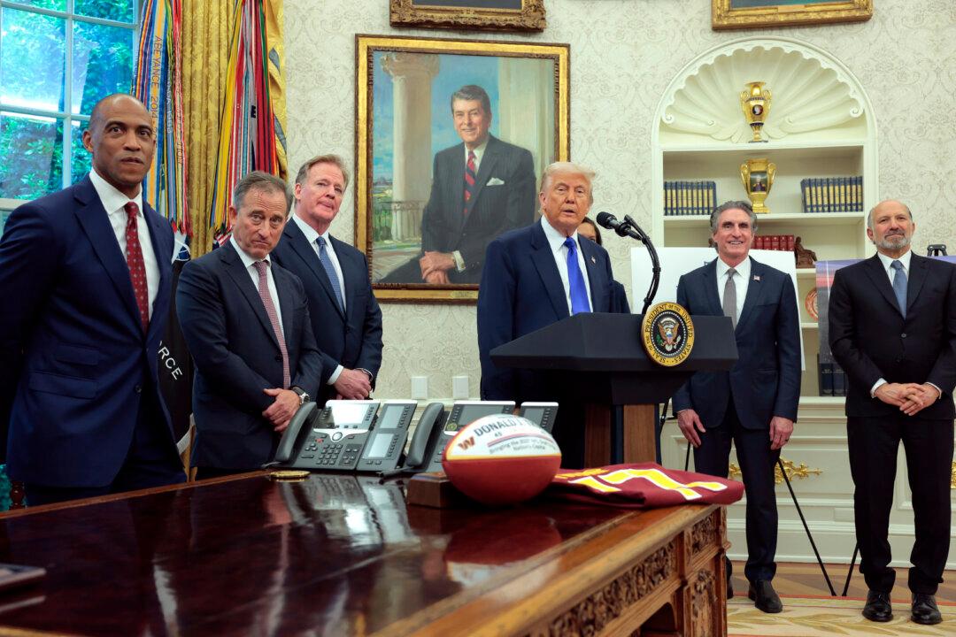 NFL’s 2027 Draft Will Be in Washington, Trump Announces