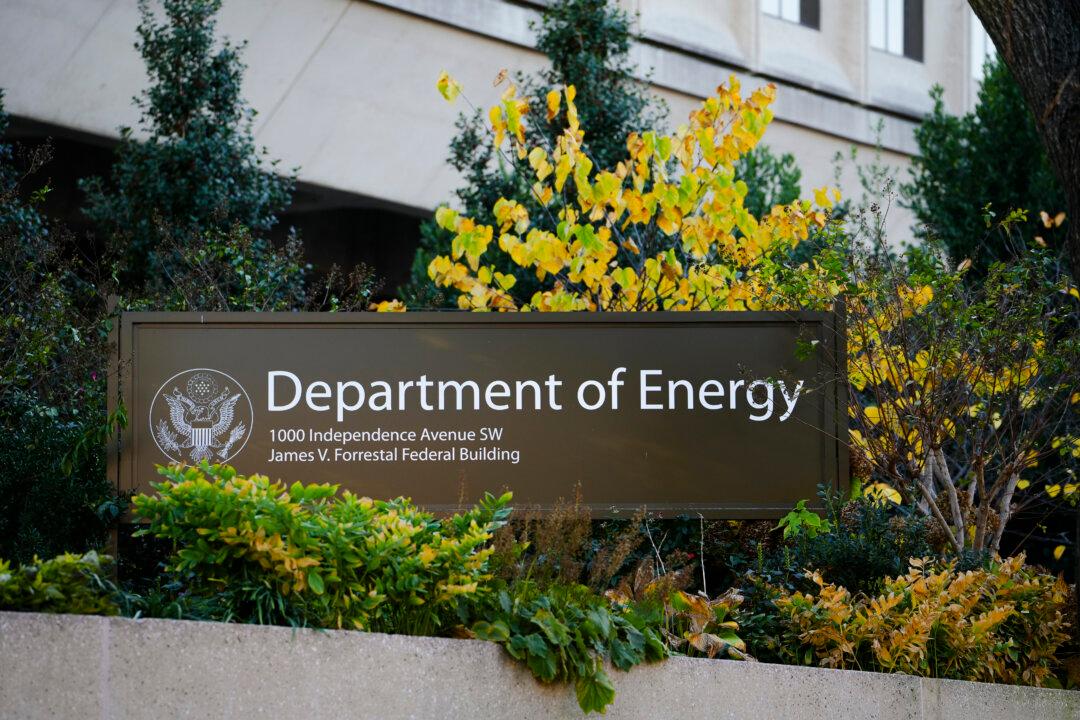 Energy Department Revokes Biden-Era Rules on Outdoor Heaters, Decorative Hearths