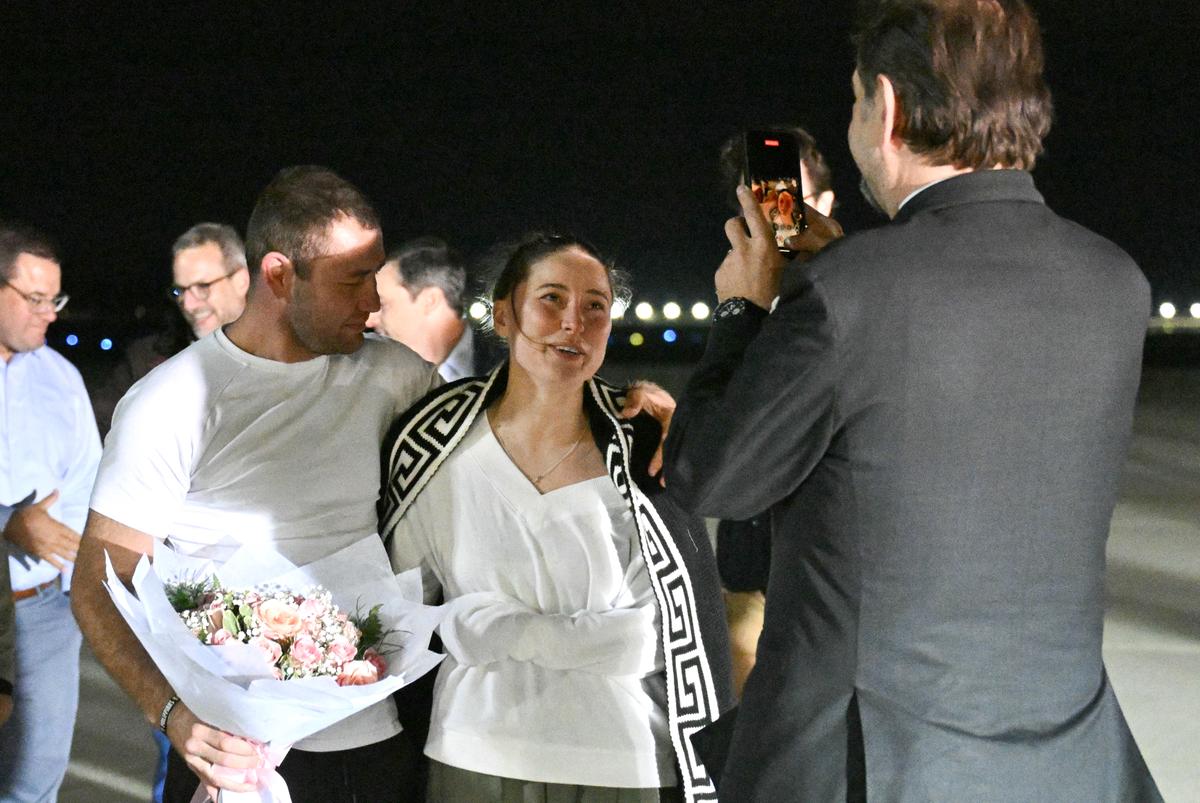 Recently Released Russian Ballerina Prisoner Visits White House thumbnail