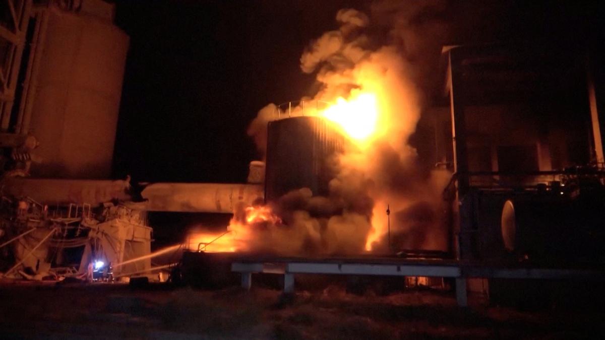 Israel Strikes Yemen After Houthi Attack on Ben-Gurion Airport