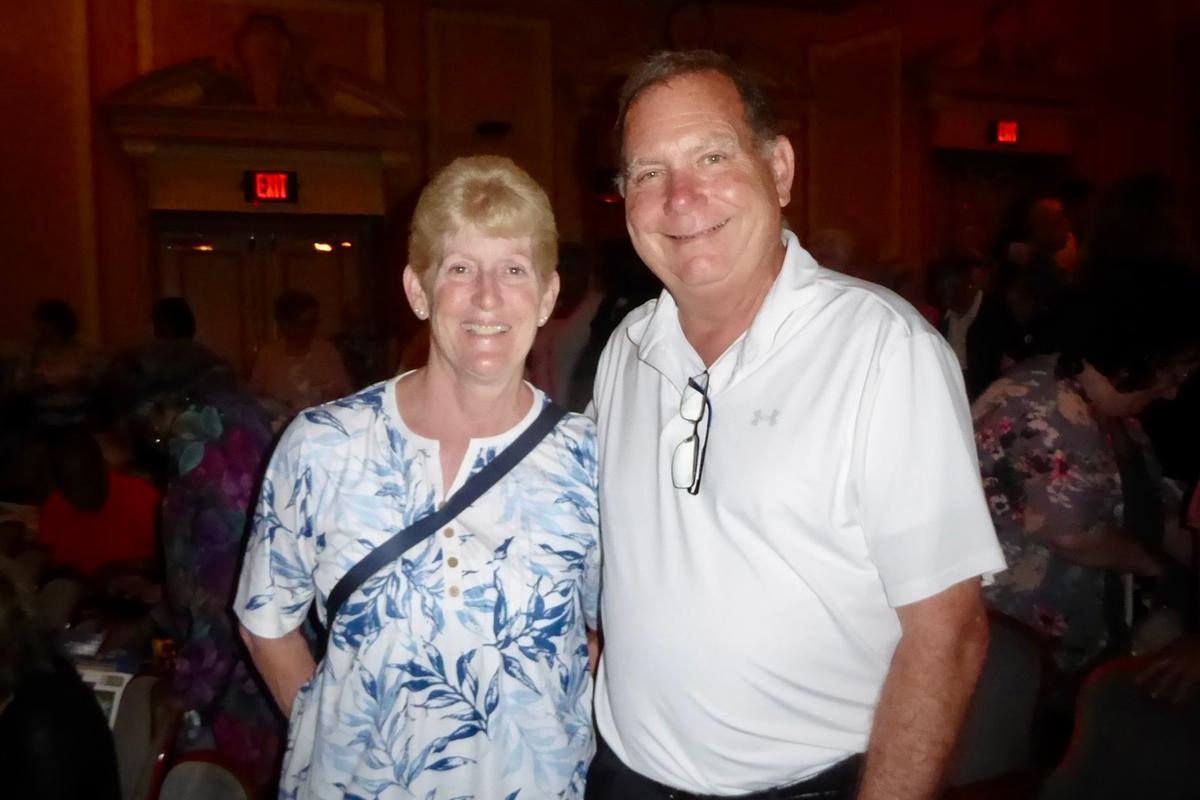 Dance Teacher Says Shen Yun Dancers Are ‘So Very Graceful’