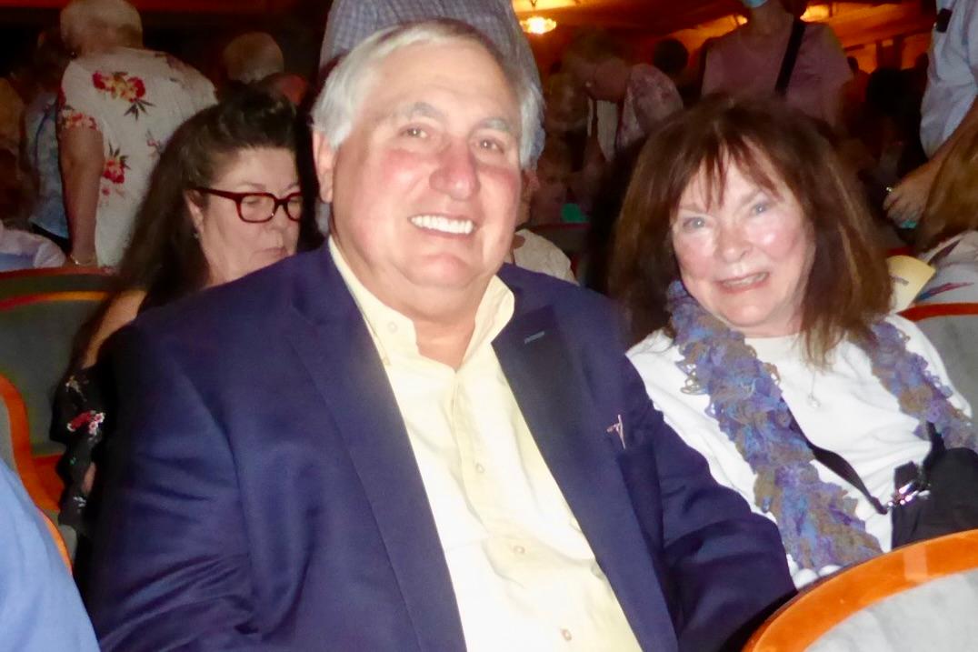 Teacher Says Shen Yun Dancers ‘Have a Lot of Joy in What They’re Doing’