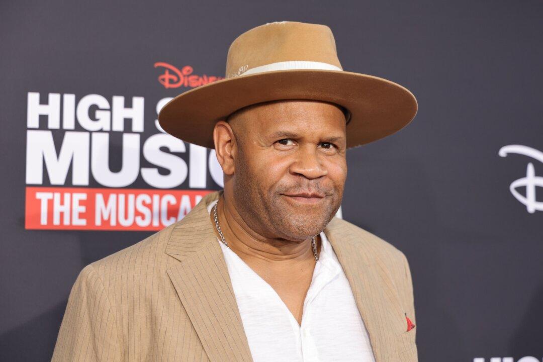 ‘That’s So Raven’ Star Rondell Sheridan Seeks Donations After Being Hospitalized for Pancreatitis