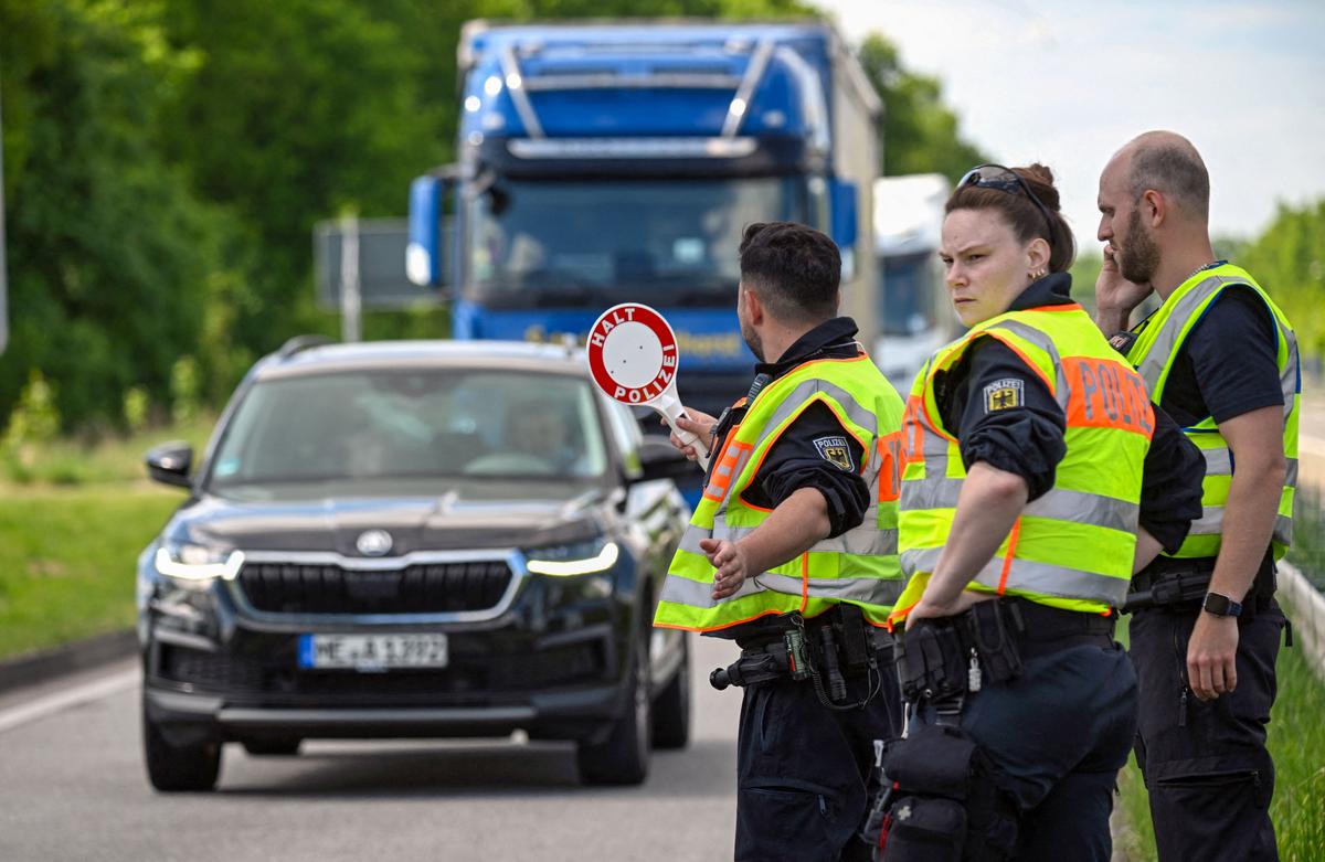 Germany’s Border Control Can’t Reject Asylum Seekers, Court Rules