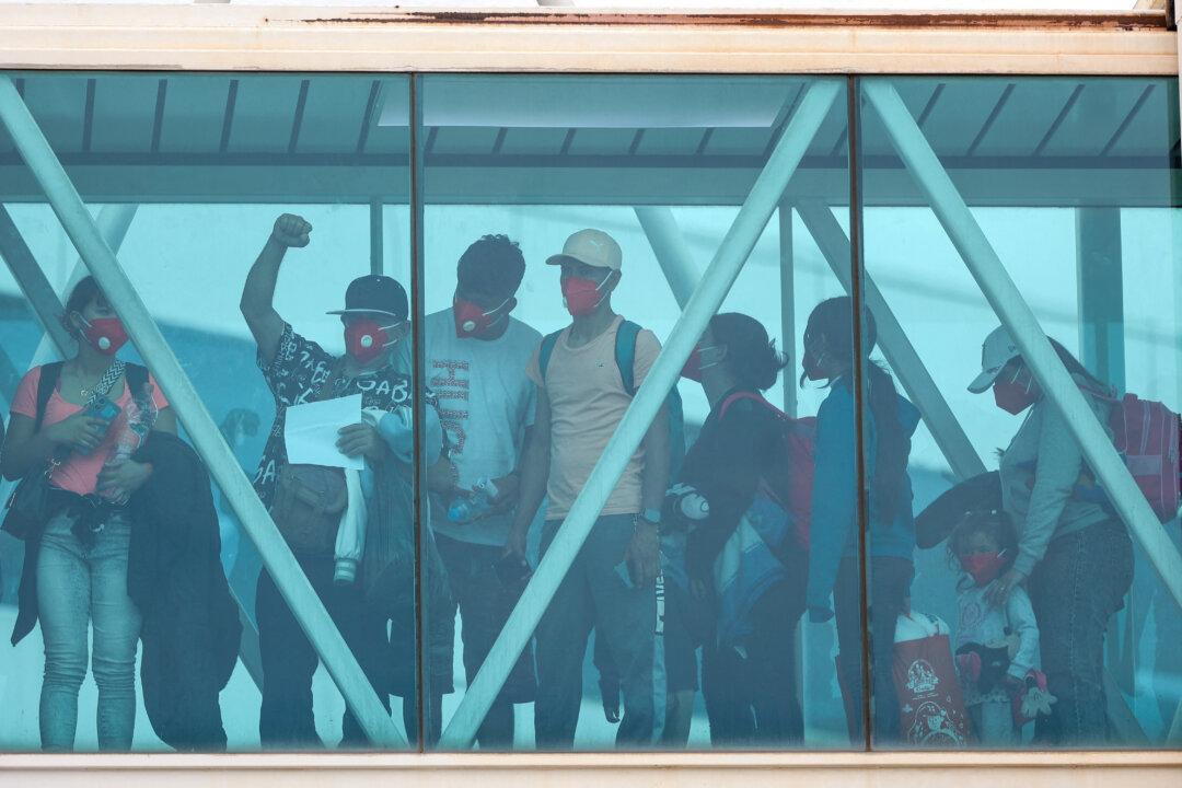 Judge Halts Removal of Temporary Protected Status for Venezuelans, Haitians
