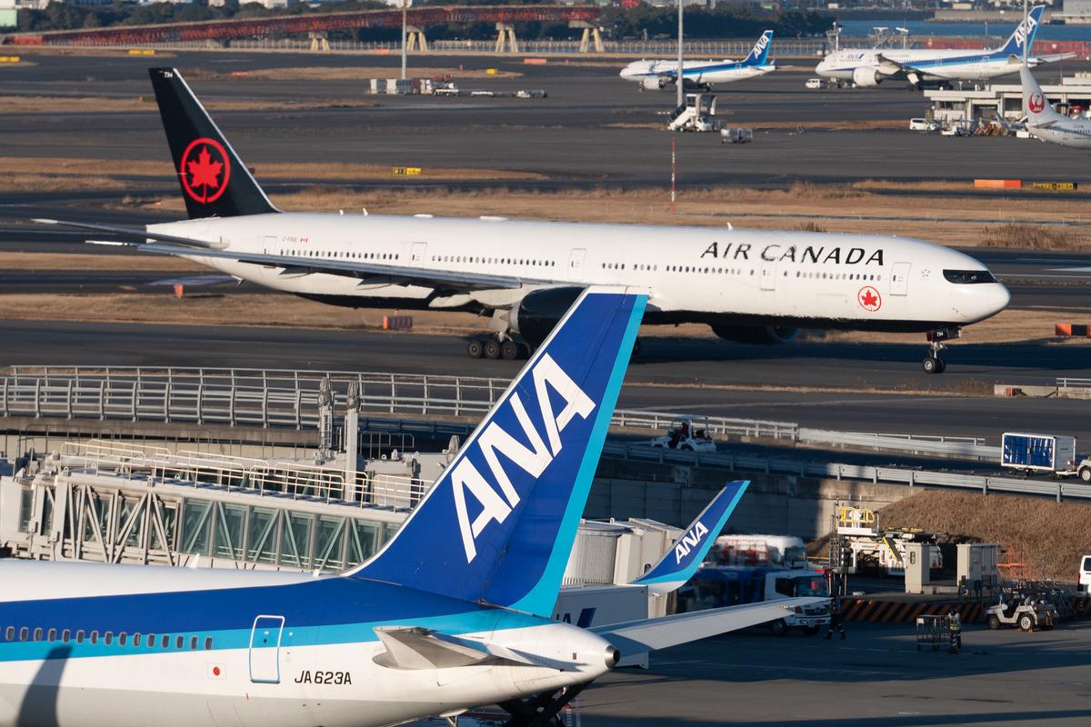 Air Canada Lowers Financial Forecast Amid Declining Cross-Border Travel