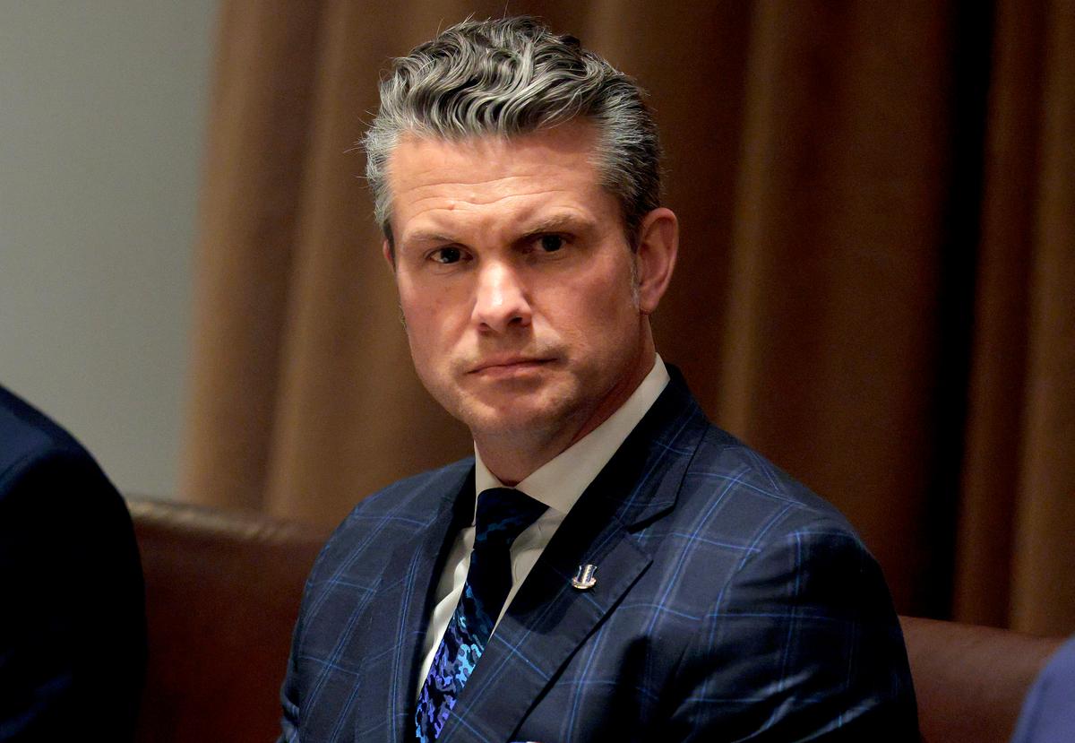 Pentagon Orders to Remove Books That Promote Gender Ideology From Its Library