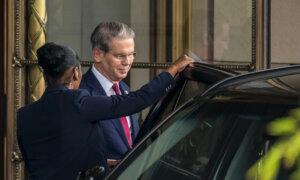 Trump Says ‘Total Reset Negotiated’ in Trade Talks With China, Will Resume Sunday