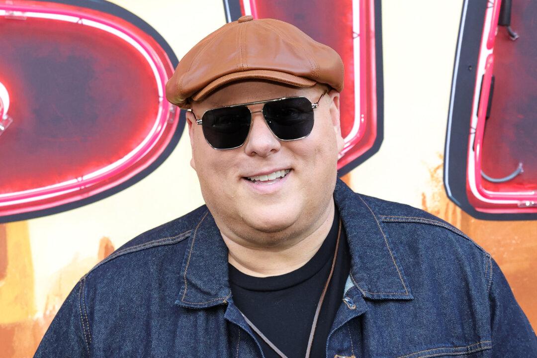 Greg Grunberg Reveals Sudden Baldness Is Due to Alopecia Diagnosis Following Surgery