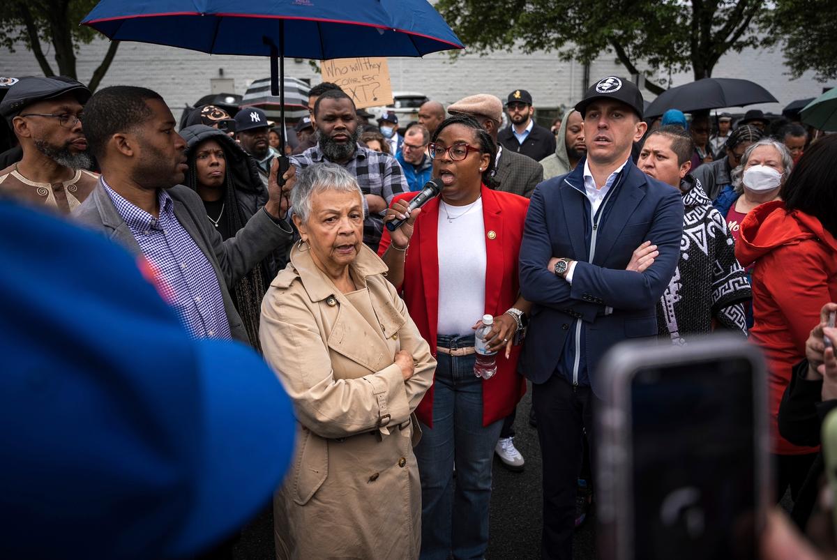 DHS Says Arrests ‘On the Table’ for Lawmakers After ICE Detention Center Incident