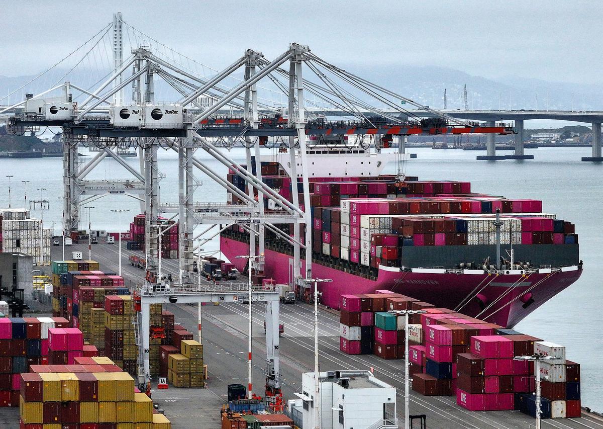 Trump’s Tariffs Deliver Record $23 Billion Revenue in May