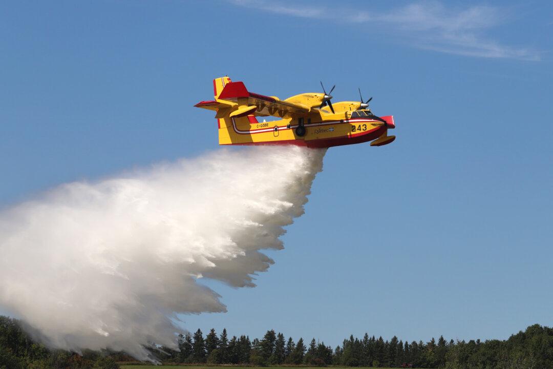 Quebec Lends Forest Fire Teams to Battle Saskatchewan and Ontario Blazes