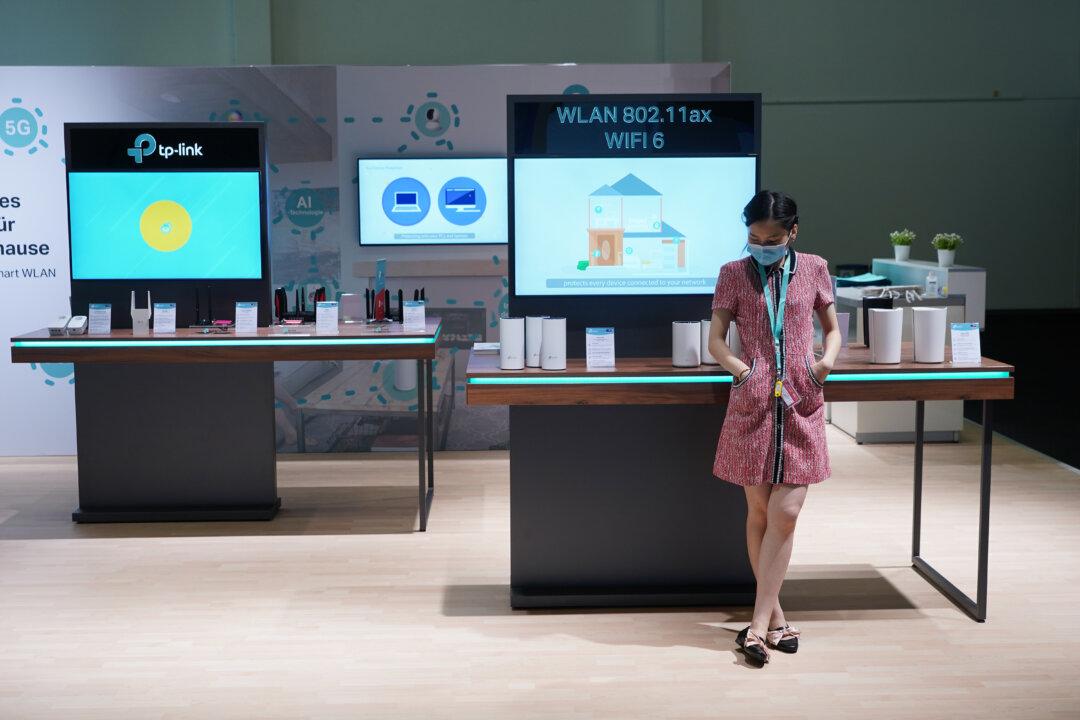 Lawmakers Urge Commerce Department to Ban China-Linked Router Company