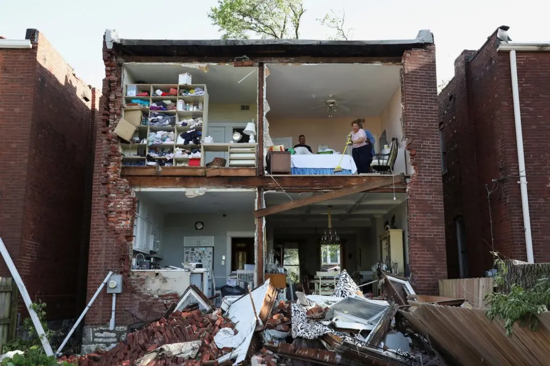 Storms Rip Through Kentucky and Missouri, Leaving at Least 27 Dead, Dozens Injured