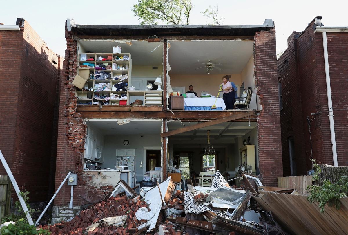 Storms Rip Through Kentucky and Missouri, Leaving at Least 27 Dead, Dozens Injured