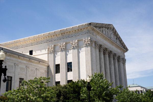 Supreme Court Temporarily Shields DOGE From Freedom of Information Requests