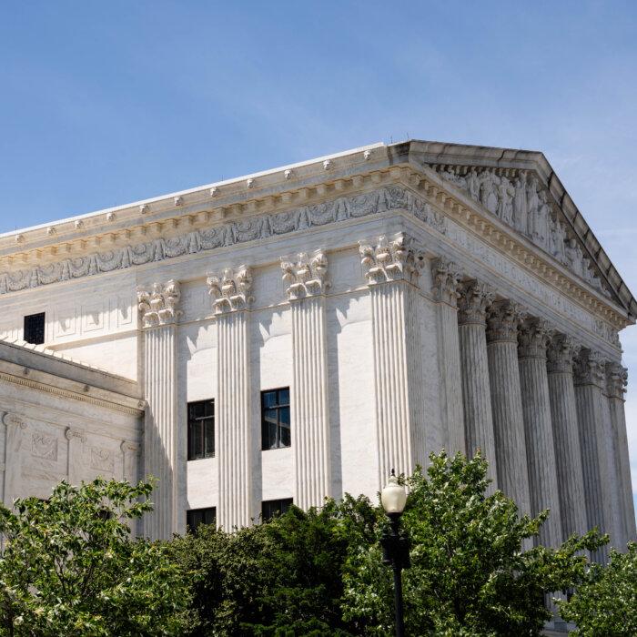 Supreme Court Temporarily Shields DOGE From Freedom of Information Requests