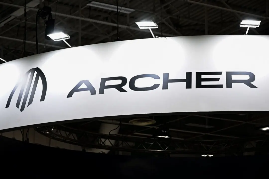 Archer Aviation Acquires Boeing’s Flying-Taxi Venture in Stake Deal