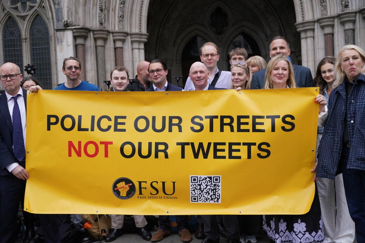 Former Conservative Councillor Raymond Connolly (Centre) includes broadcaster Dan Wooton, outside the Court of Appeals of the Court of Justice in central London on May 15, 2025. (Yui Mok/PA)