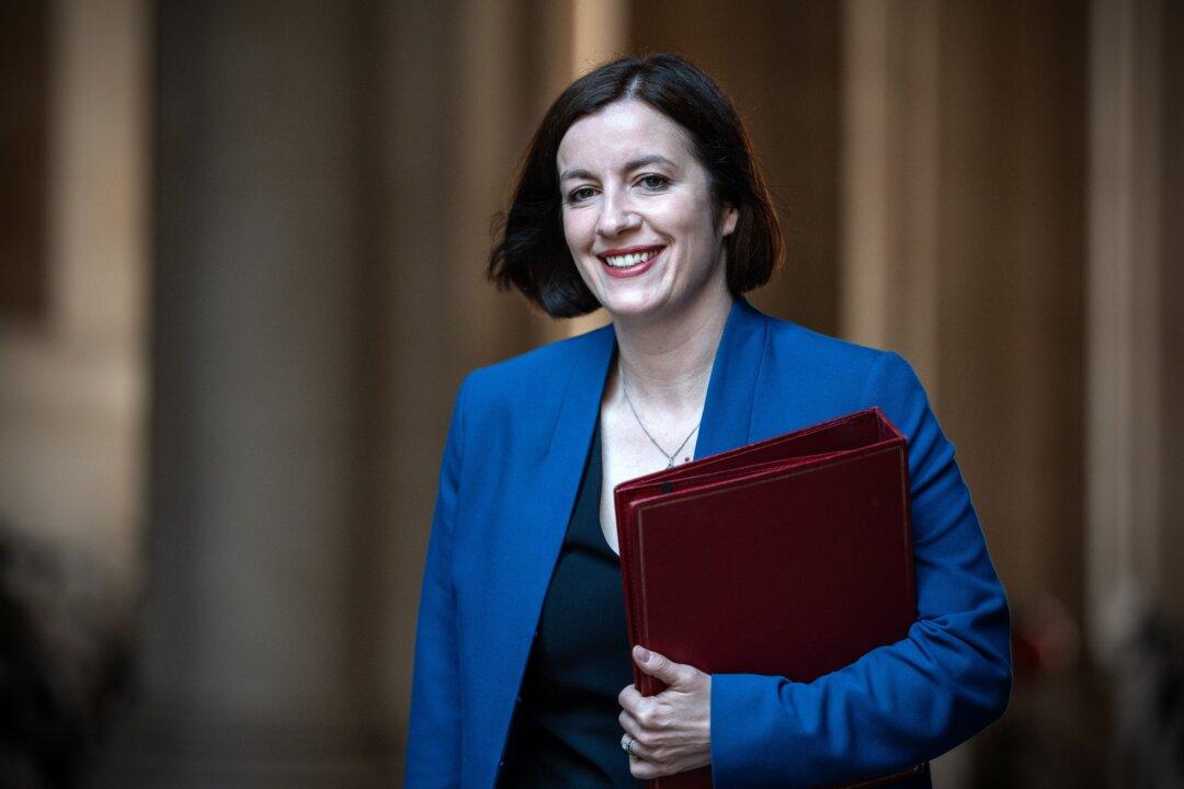 Government Reduces Funding, Tells Universities to Prioritise STEM Over Media Studies