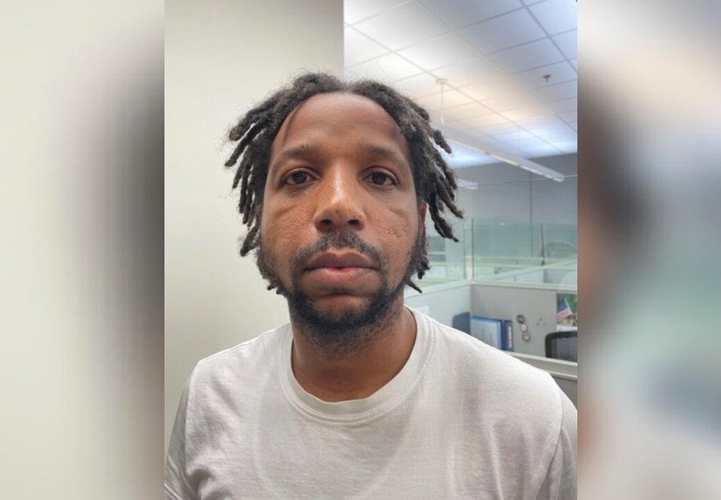 Jail Worker Arrested in Connection With New Orleans Jailbreak