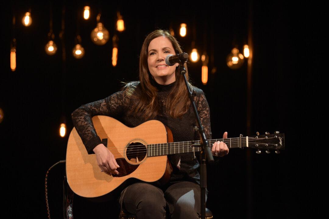 A Mother’s Wisdom: Tim McGraw’s ‘Humble and Kind’