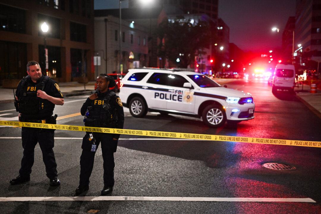 FBI and DHS Warn of ‘Elevated Threat’ to Jewish Community After Boulder, DC Attacks
