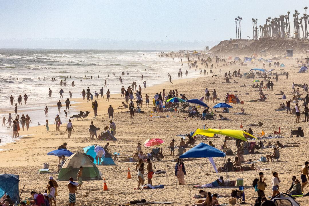 EPA Granting Funds to Monitor Bacterial Infestation in US Beaches