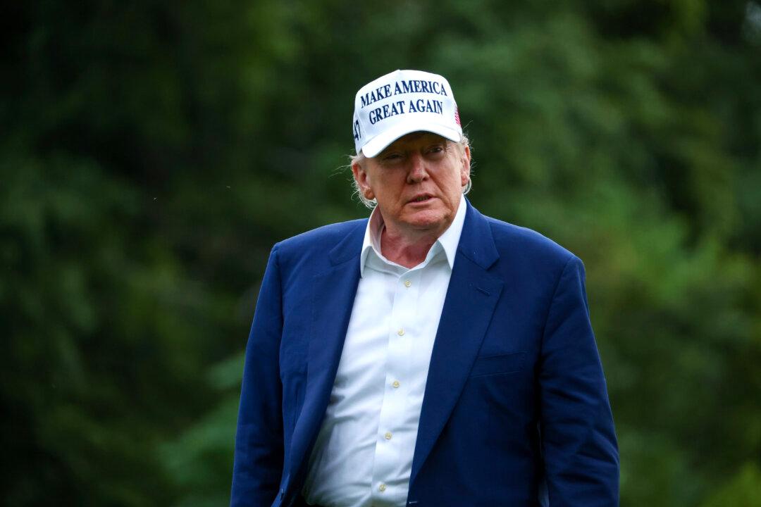 Trump ‘Extremely Satisfied’ With Plan to Hit EU With 50 Percent Tariff