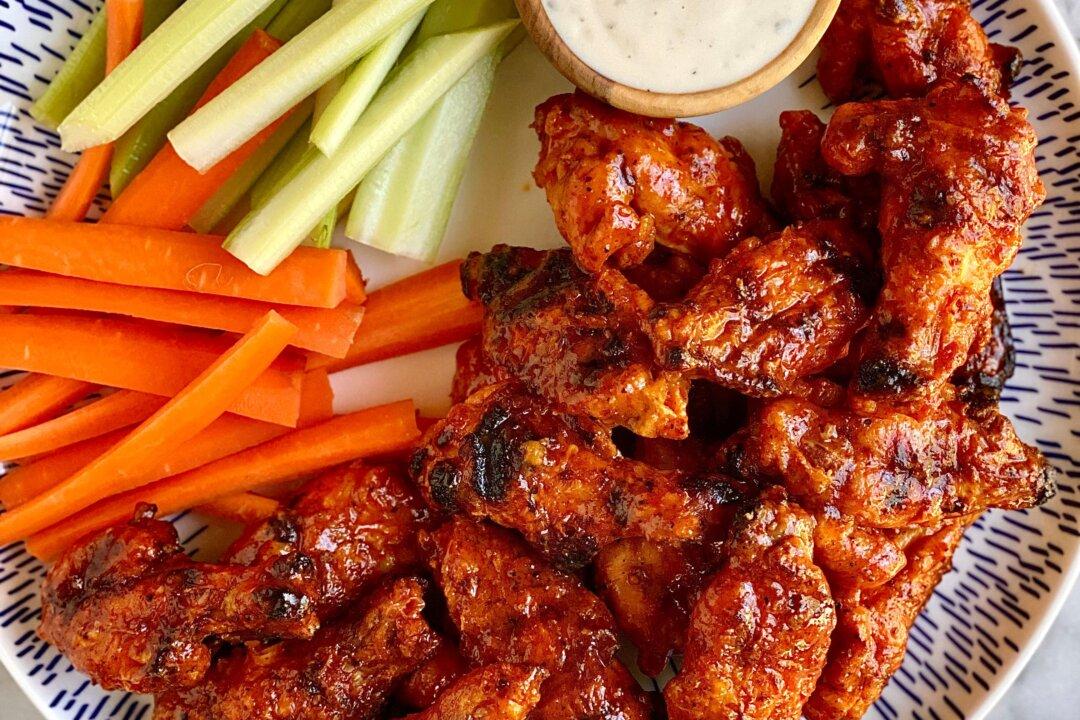 Nothing Says ‘Happy Father’s Day’ Like Firing Up the Grill for Some Tasty Wings