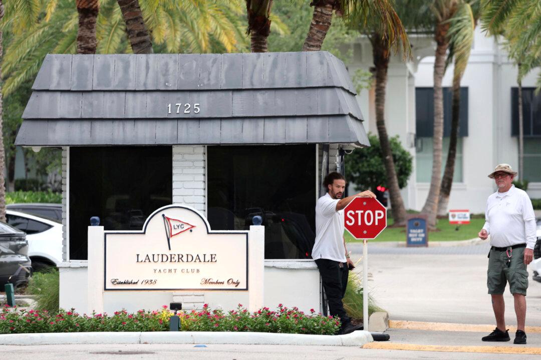 Fiery Boat Explosion Near Fort Lauderdale Hospitalizes 11 on Memorial Day