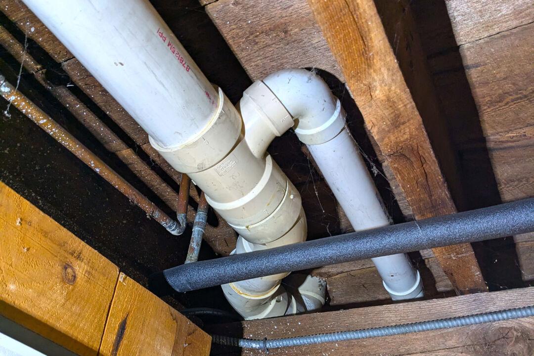 Ask the Builder: Avoid Common DIY Plumbing Mistakes