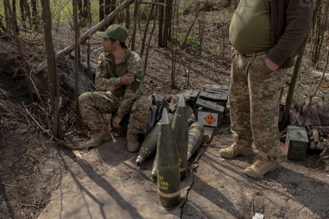 Ukraine Says It Can Confirm Beijing Is Arming Russia; Analysts Say Pressure Now Falls on US and EU