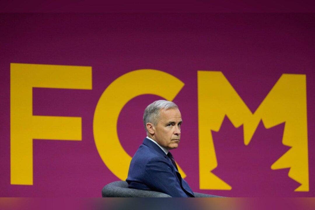 Carney Says He Has No Immediate Plans to Overhaul Municipal Funding