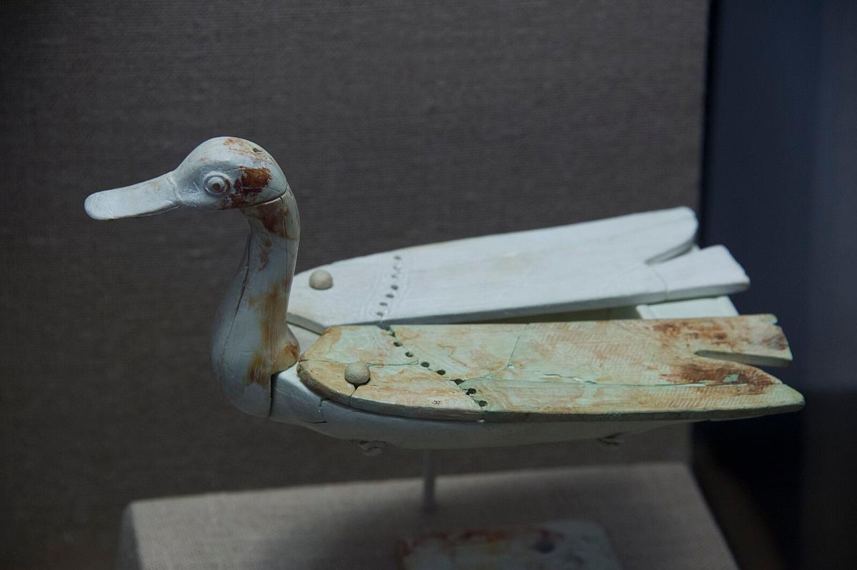 One of the many artifacts found at the Uluburun shipwreck was this duck-shaped cosmetic dish. The wings swing back to reveal a compartment to store beauty products. (<a href="https://commons.wikimedia.org/wiki/User:Dosseman">Dosseman</a>/<a href="https://creativecommons.org/licenses/by-sa/4.0/deed.en">CC BY-SA 4.0</a>)