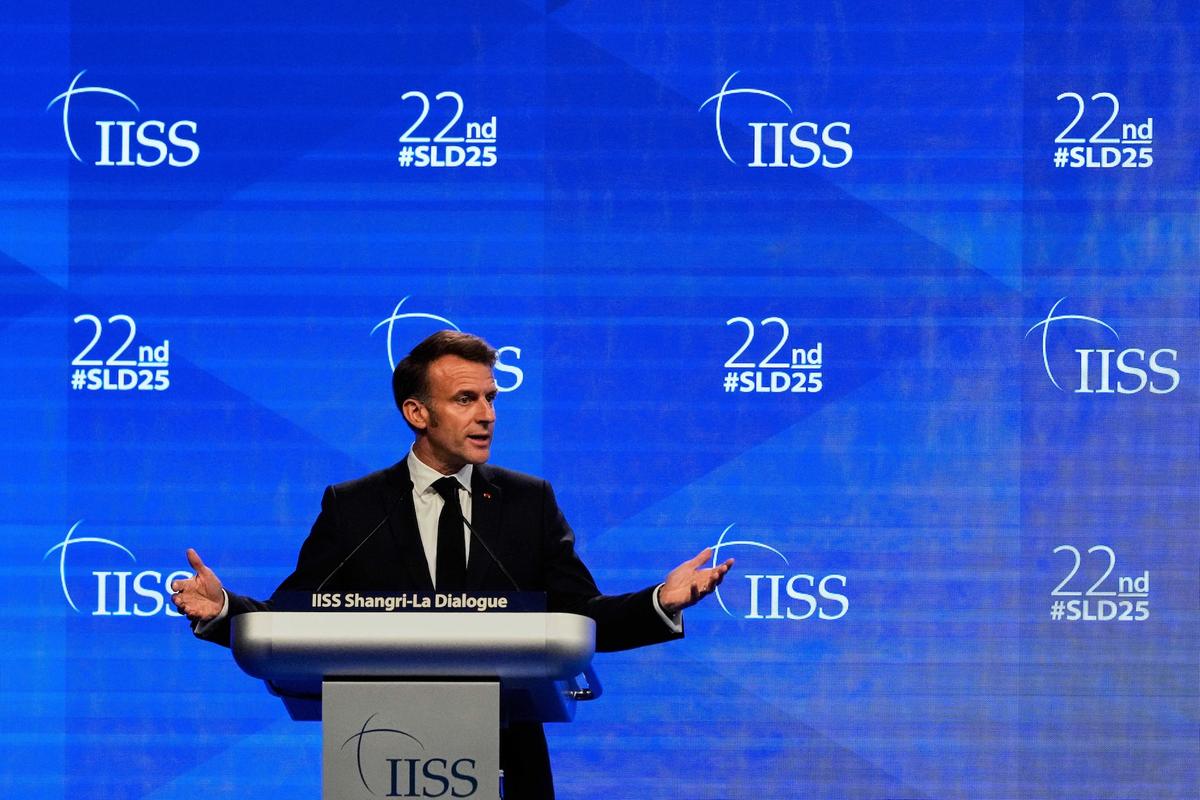Macron Calls for Europe–Asia Coalition Amid US–China Tensions