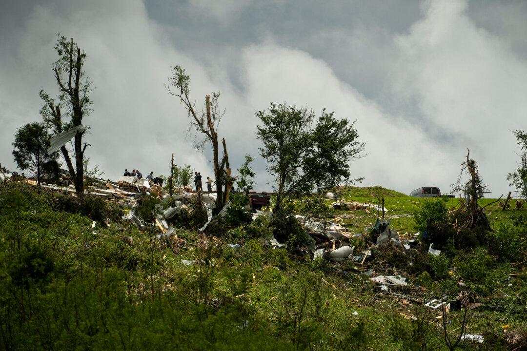 1 Dead and Several Injured When Storm Rips Through Kentucky Community, Authorities Say