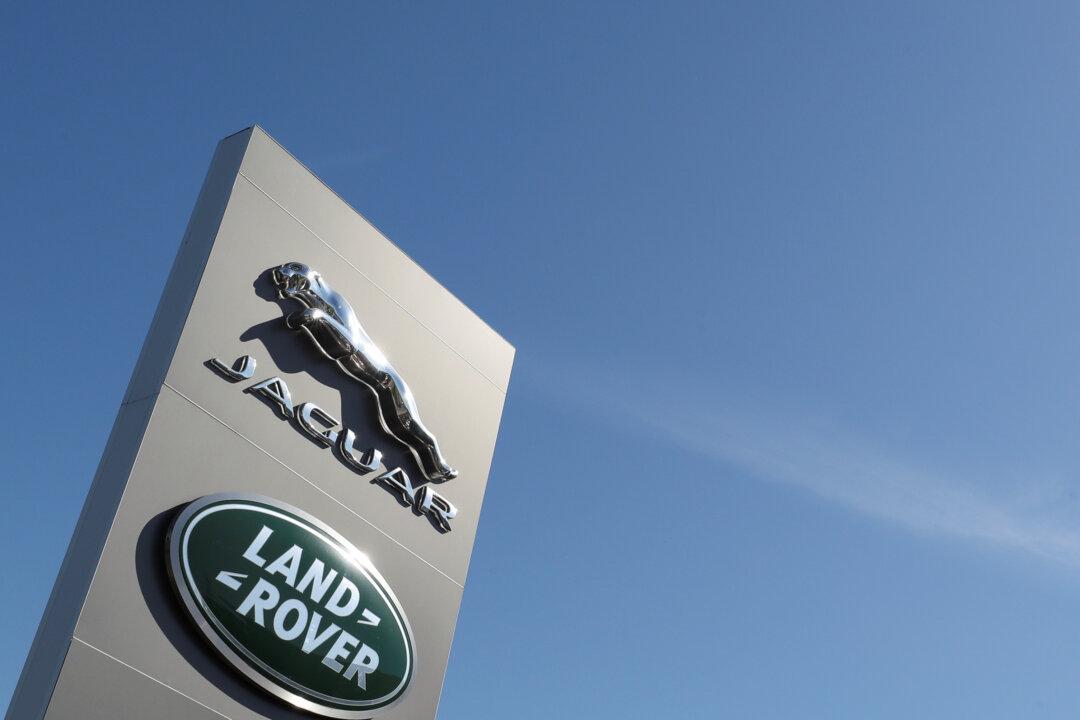 Land Rover Issues Recall for 25,000 SUVs Across Canada