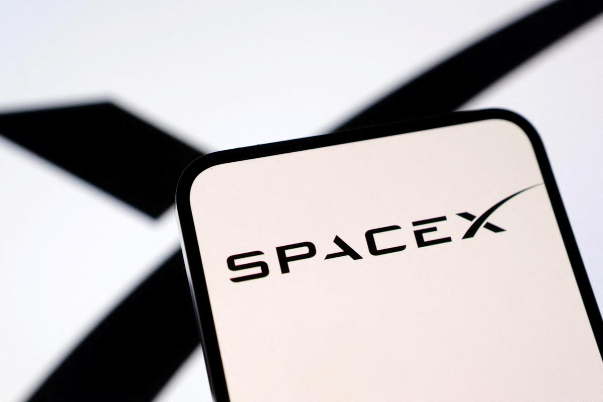 EchoStar to Sell Spectrum to SpaceX in $17 Billion Deal to Resolve FCC Probe
