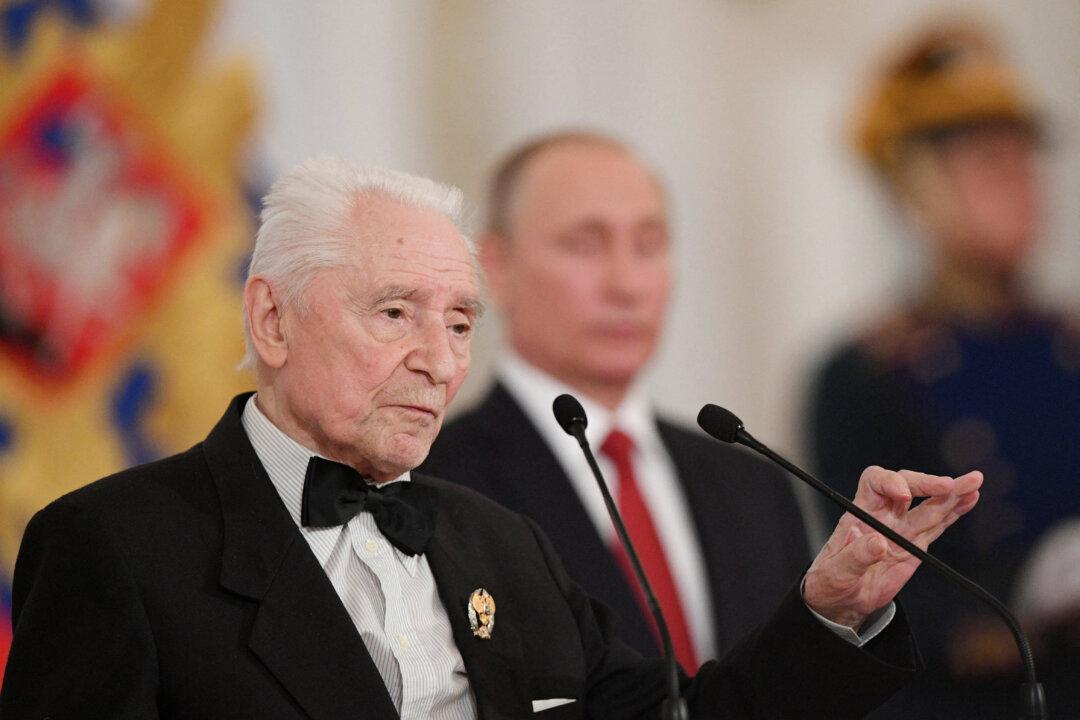 Russian Ballet Supremo Yuri Grigorovich Dies at 98