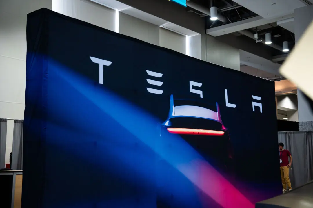 Tesla Avoids California Suspension by Dropping ‘Self-Driving’ Claims