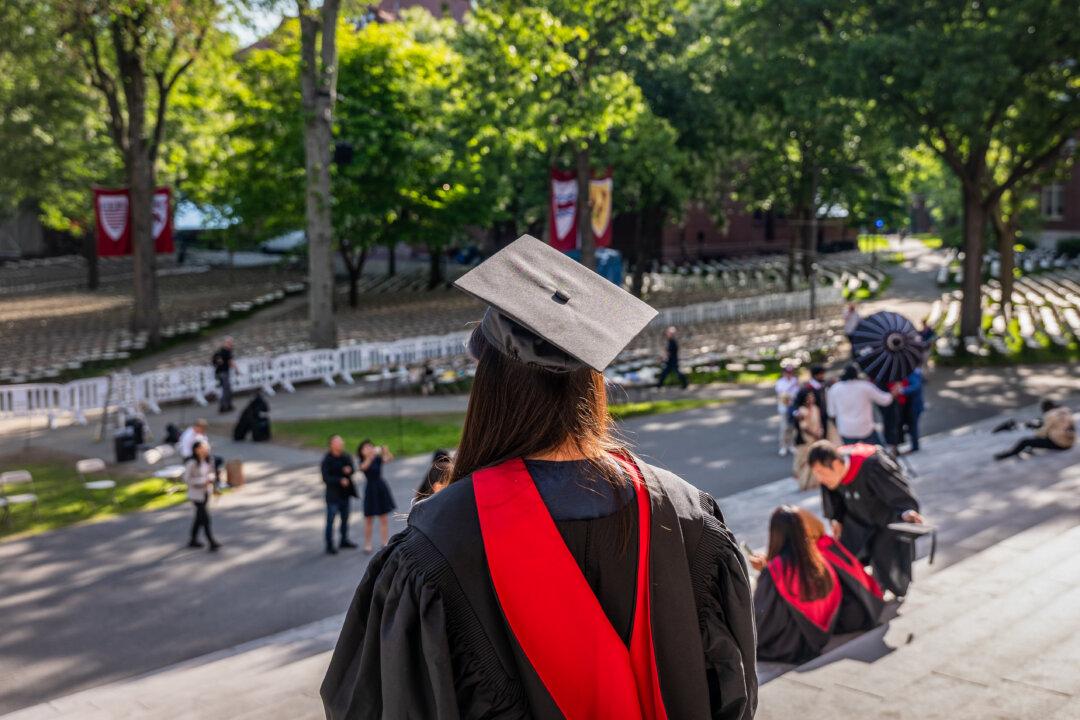 US Revoking Chinese Student Visas Is a Matter of National Security, Not Brain Drain