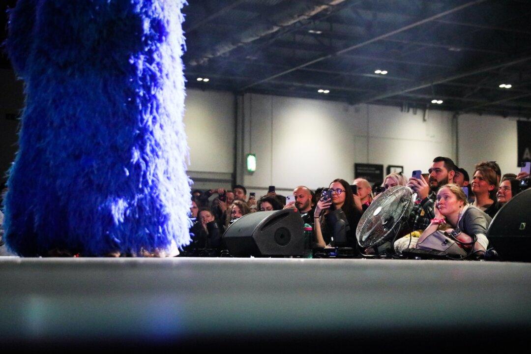 Federal Appeals Court Upholds Limits on Florida Drag Show, Including No Minors Rule