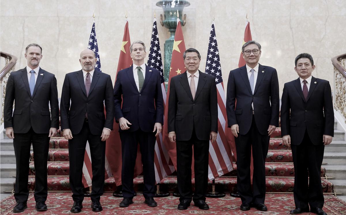 US, China Wrap Up First Day of Trade Talks in London
