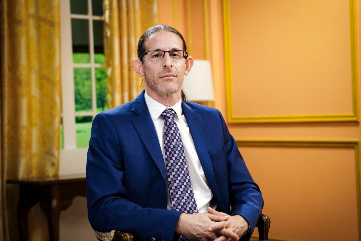 Retsef Levi, a risk management and health systems expert and professor at Massachusetts Institute of Technology's Sloan School of Management, in New York City on Oct. 26, 2022. (The Epoch Times)