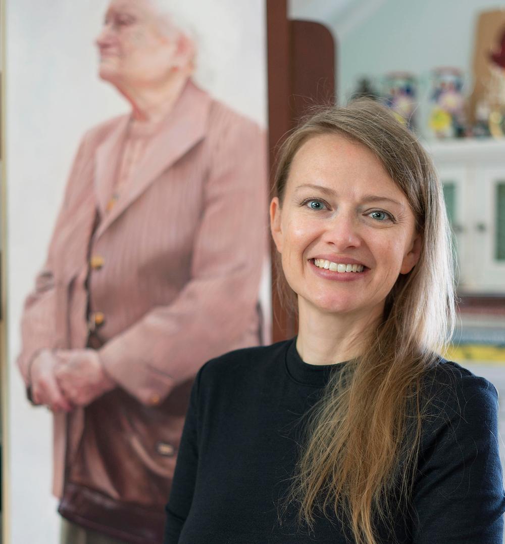 The Dallas-based artist Amy Werntz is the winner of the 2025 Bennet Prize for the portrait of her grandmother "Carlyla." (Courtesy of Amy Werntz)