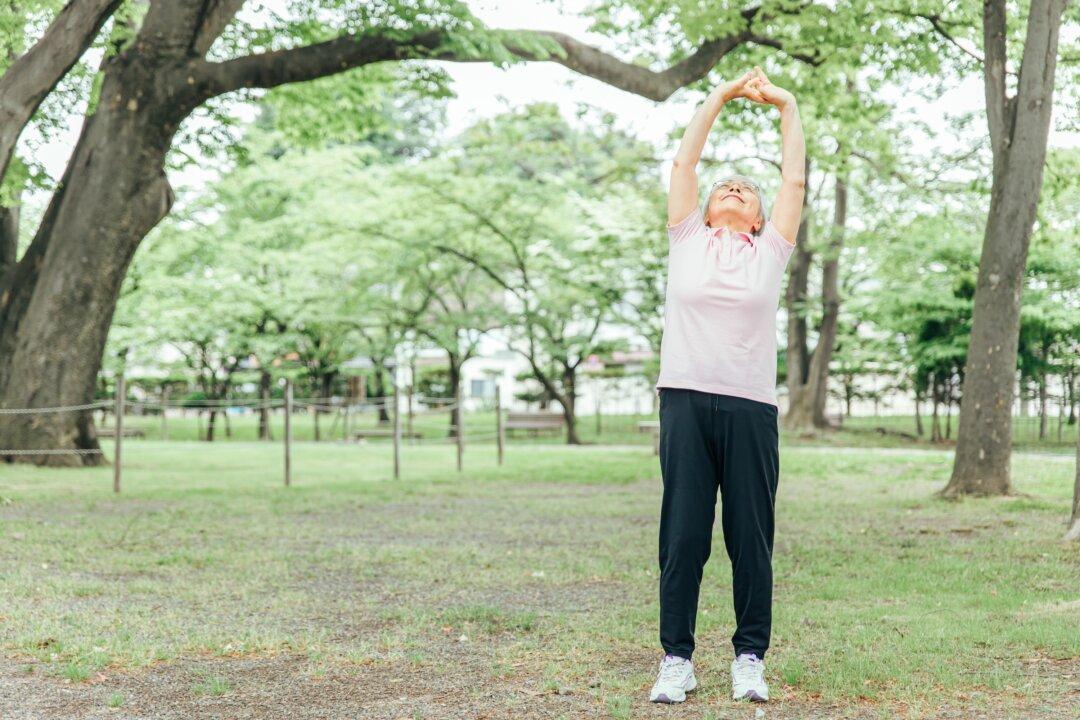 Relieve Sciatica Pain With 1 Simple Stretch