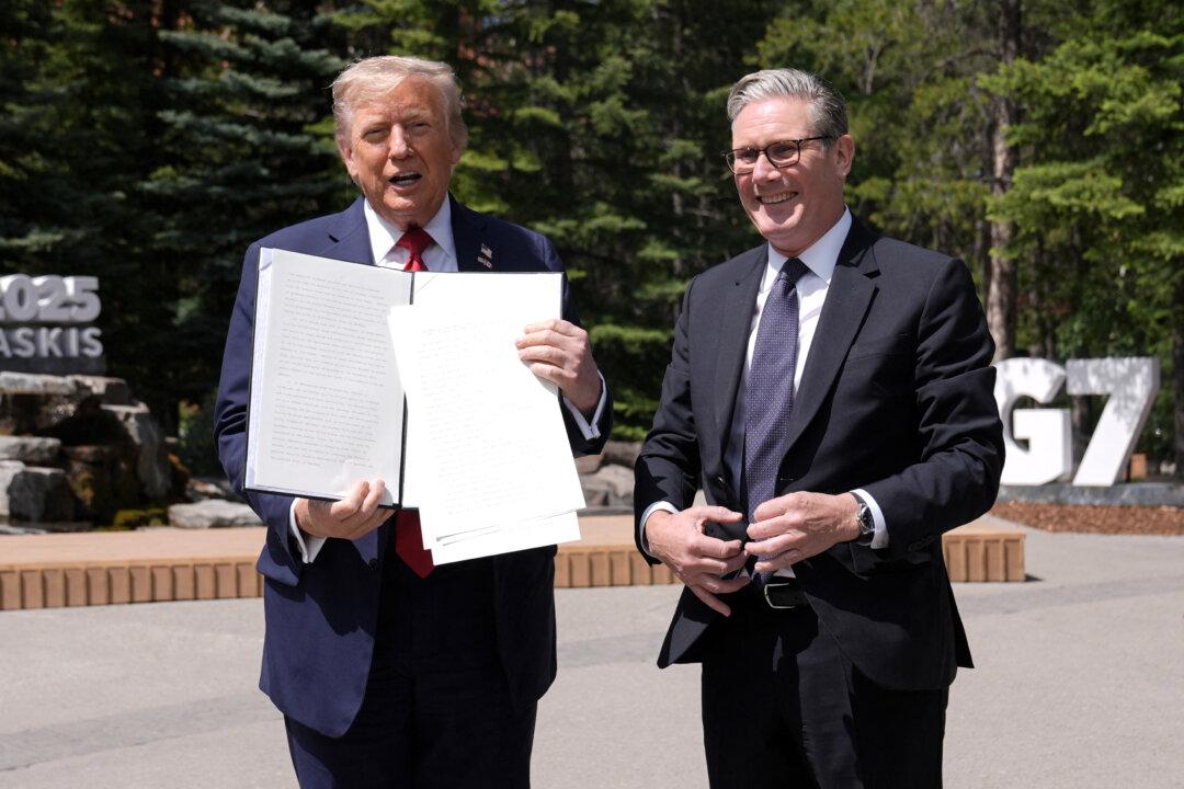French Minister Calls for EU–US Trade Deal Deadline Extension